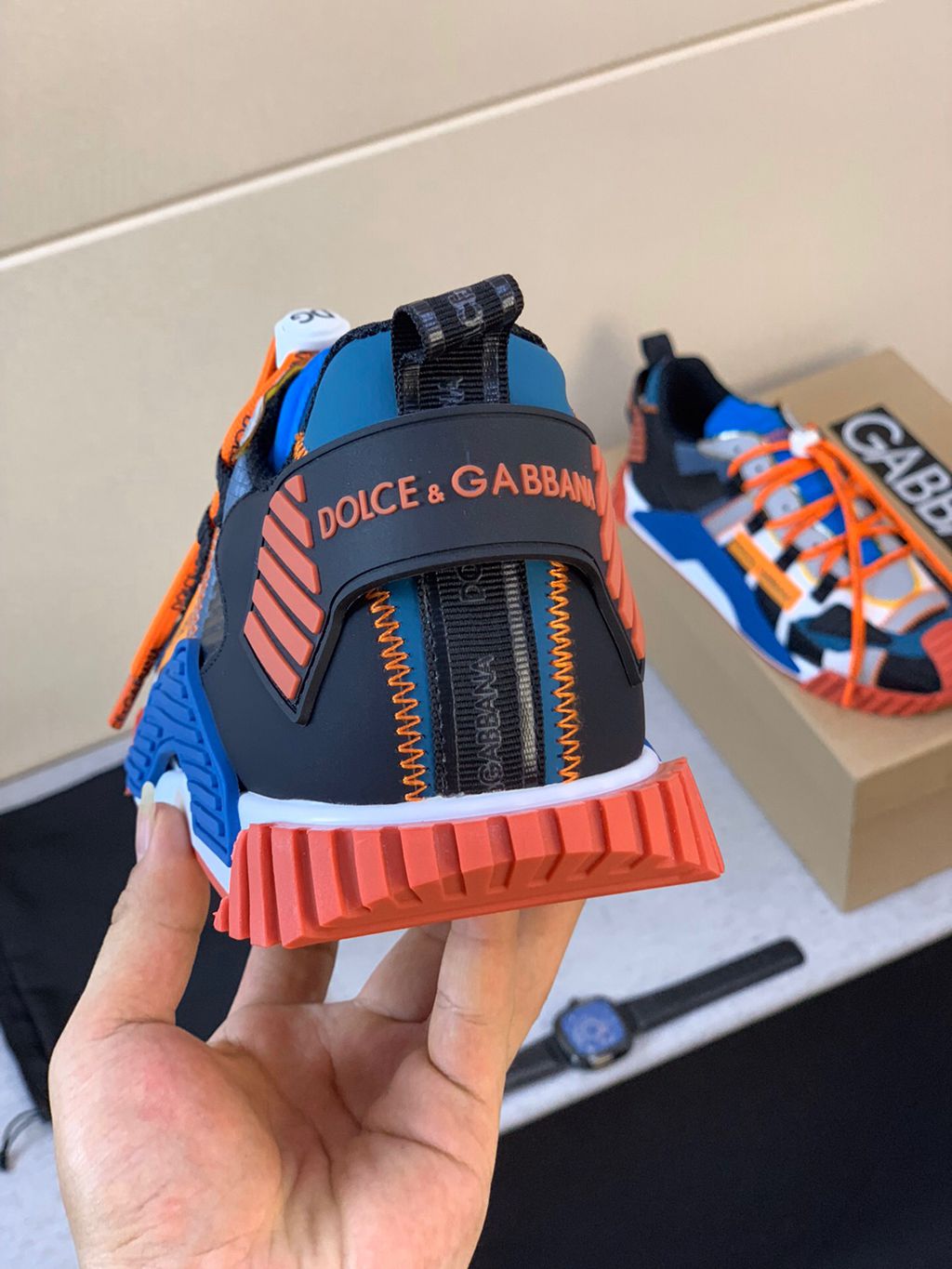 D*G sneaker